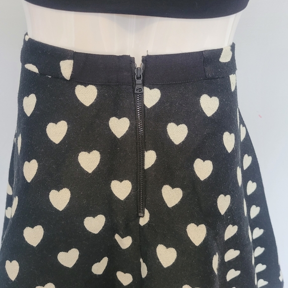 Alice + Olivia Heart Print Circle Skirt, GUC, Size S - Picture 5 of 9